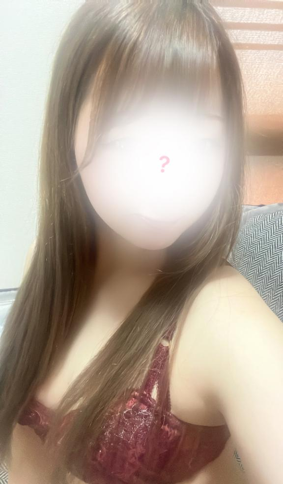 もえな